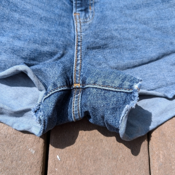 Denizen from Levi's STRETCH Shortie Shorts SZ18 - Picture 3 of 10